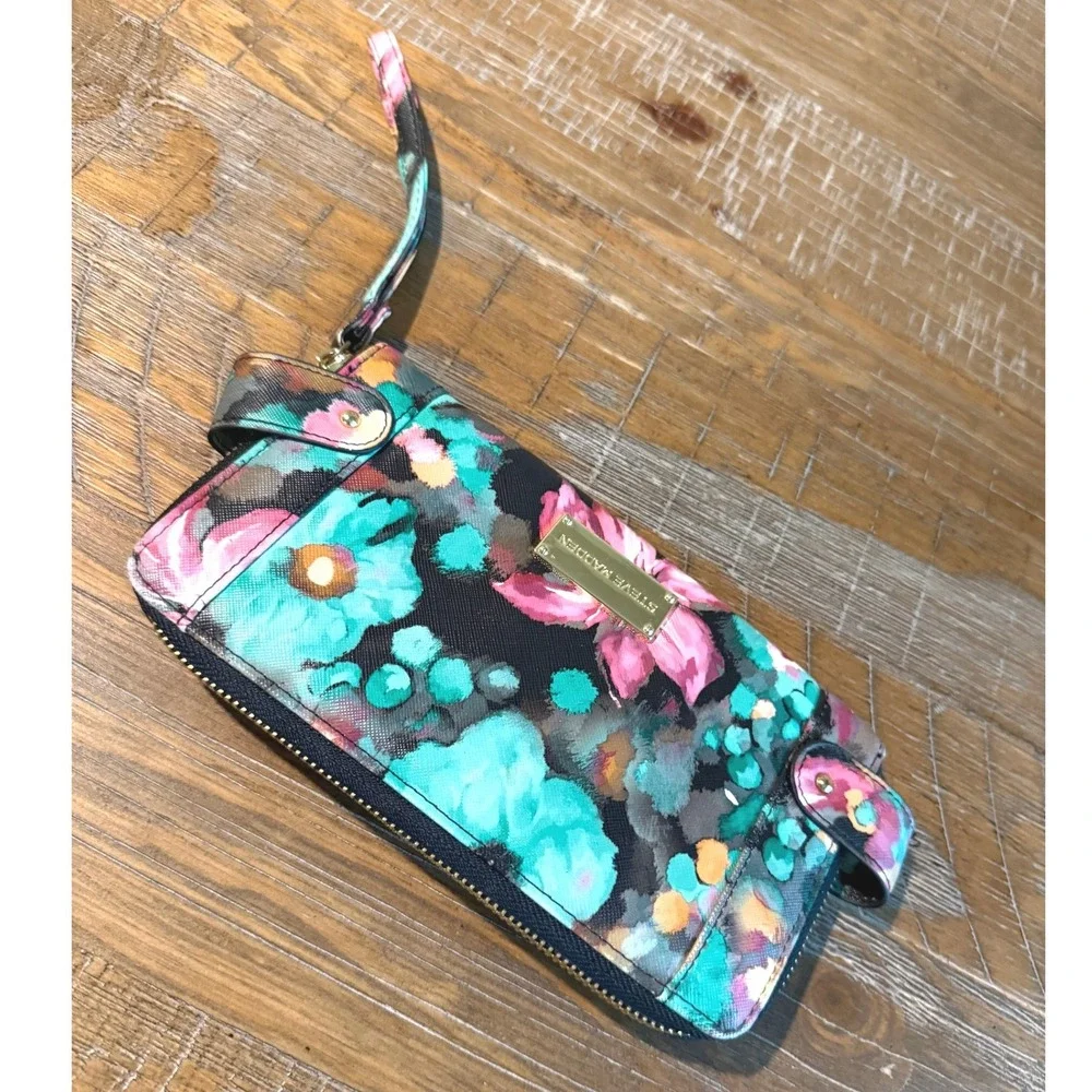 Steve Madden Floral Zip Around Wristlet Wallet Teal Pink‎ Gold Hardware